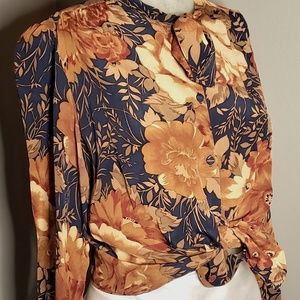 Ultra-feminine Carole Little for Saint-Tropez West Button-up Blouse